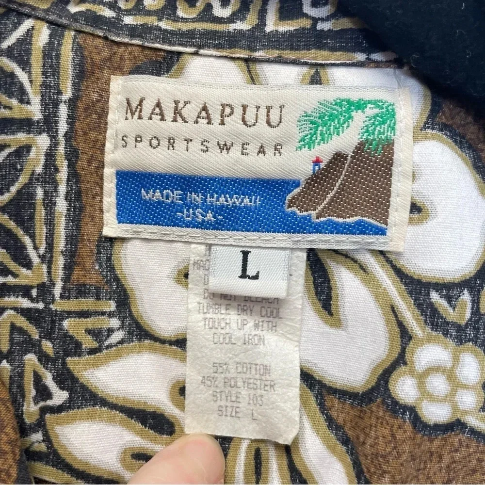 Mens Hawaiian shirt brown button up short sleeve